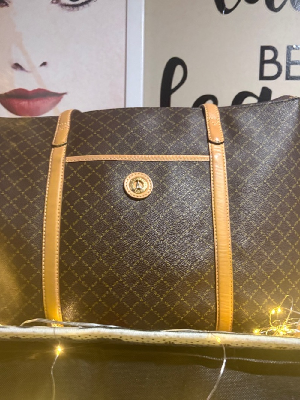 #LA TOUR EIFFEL 1887  see👇bag only $125firm - Picture 12 of 12